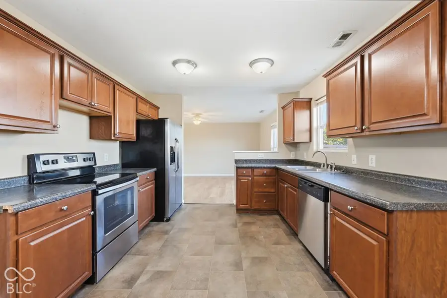 11398 N Meadowbend Way, Monrovia, IN 46157 - #3