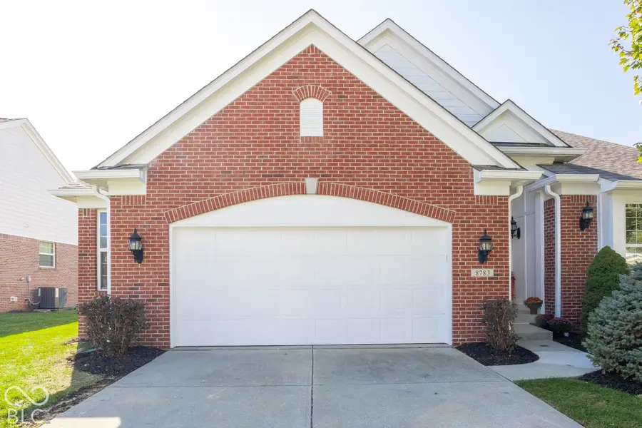 8783 W Cobblestone Drive, Zionsville, IN 46077 - #2