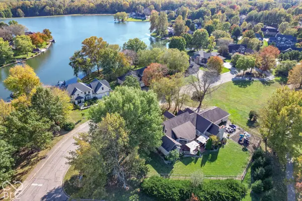 800 Shoreview Court, Columbus, IN 47201