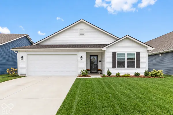 4809 Amber Wood Lane, Indianapolis, IN 46235