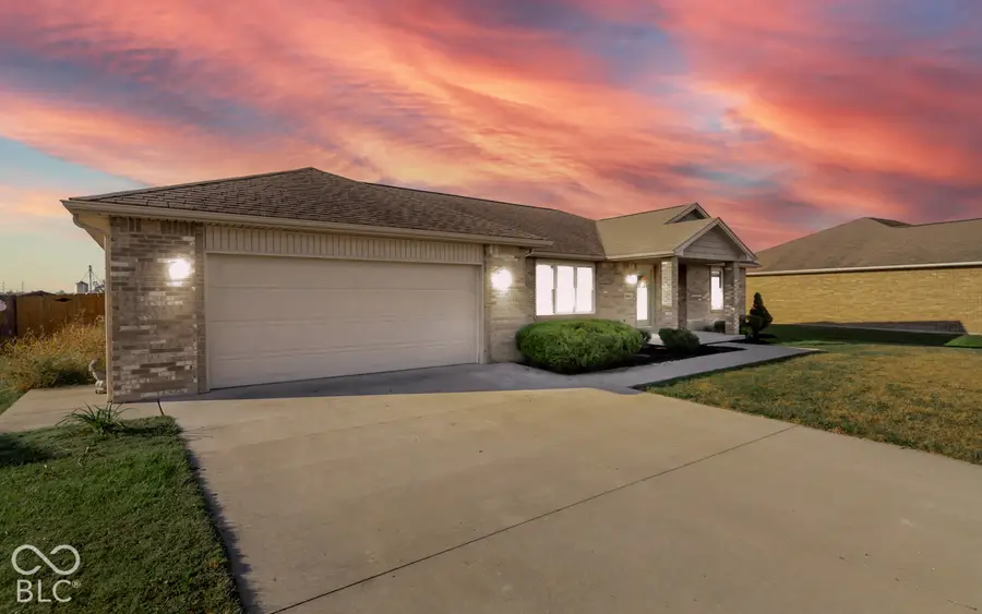 5965 Moonlight, Seymour, IN 47274 - #2