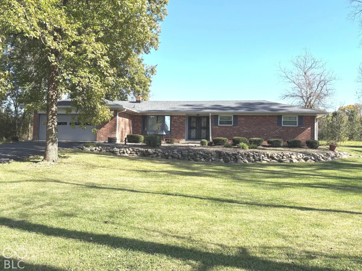 11615 Crestwood Court, Indianapolis, IN 46239 - #1