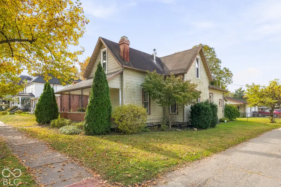 215 N Pendleton Avenue, Pendleton, IN 46064 - #3