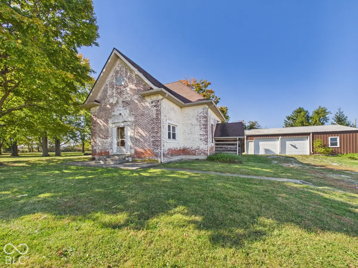 4985 N 300 W, Anderson, IN 46011 - #1