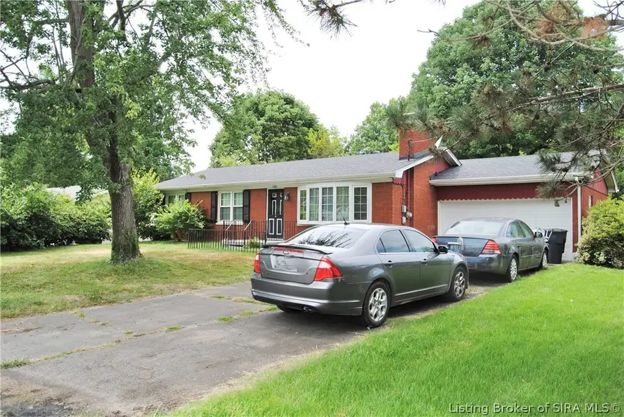 1505 Laib Drive, New Albany, IN 47150 - Image #2