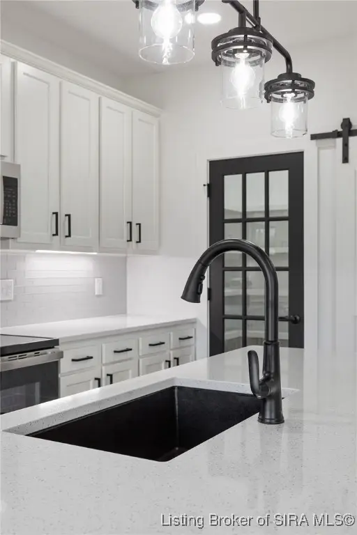 823 Kings Court, Memphis, IN 47143 - Image #2