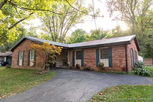 2131 Seneca Drive, Madison, IN 47250 - #2