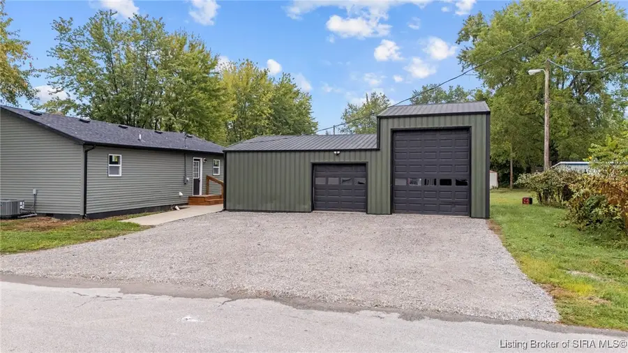 1105 Pearl Street, Austin, IN 47102 - Image #2