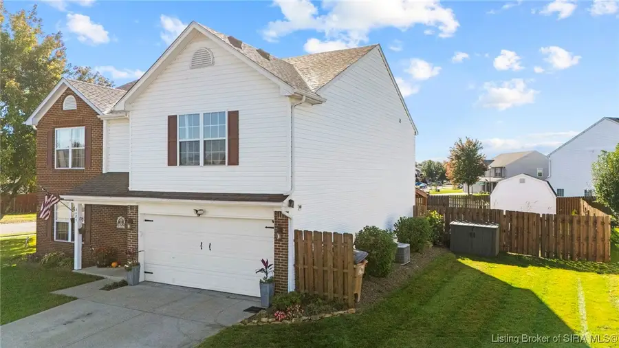 2187 Rolling Hill Court, Columbus, IN 47201 - Image #2