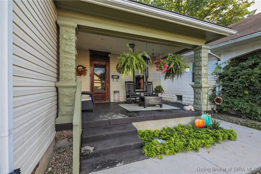 624 Mechanic Street, Jeffersonville, IN 47130 - Image #3