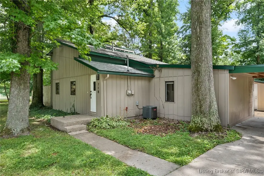 718 Meyers Grove Circle, Clarksville, IN 47129 - Image #2