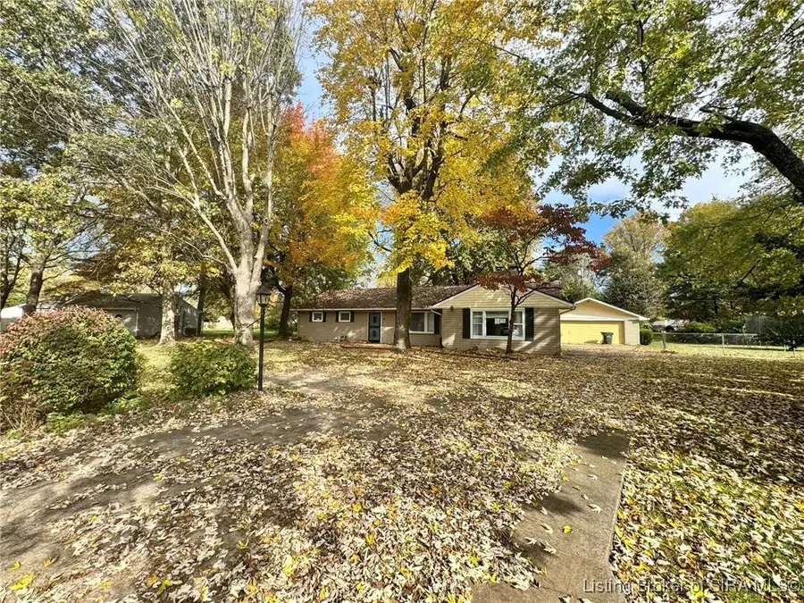 30 Mcbride Drive, Jeffersonville, IN 47130 - Image #3