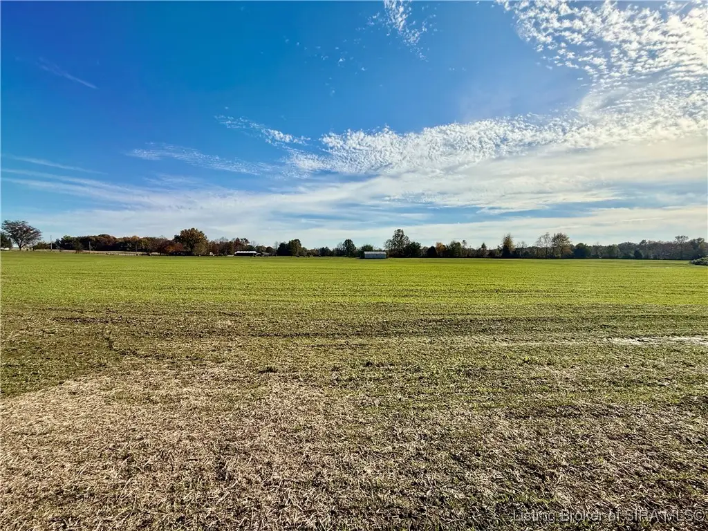 909 Howser Road, Henryville, IN 47126 - Image #1