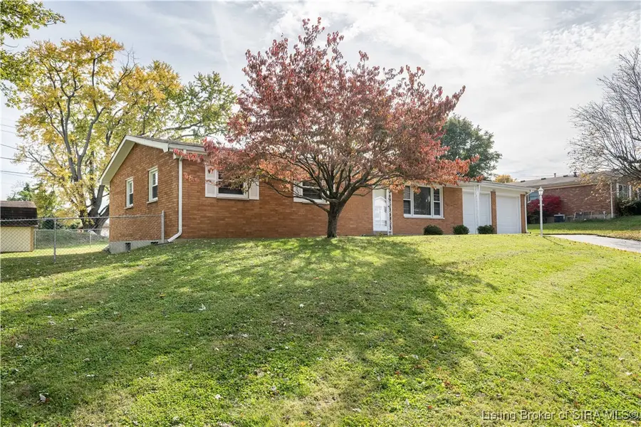 627 Roseview Terrace, New Albany, IN 47150 - Image #2