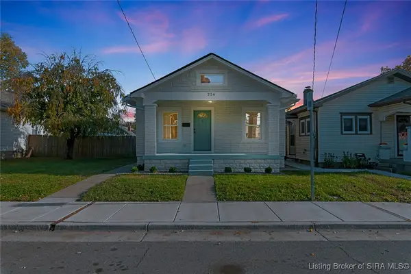 226 Green Street, New Albany, IN 47150