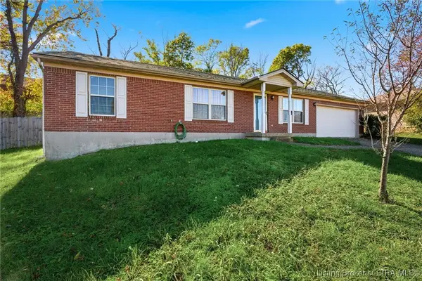 61 Wolfe Trace Court, New Albany, IN 47150