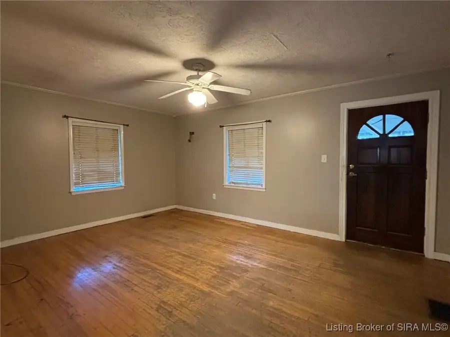 2823 1/2 Charlestown Road, New Albany, IN 47150 - Image #3