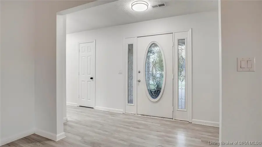 4120 Lakeside Drive, Sellersburg, IN 47172 - Image #3