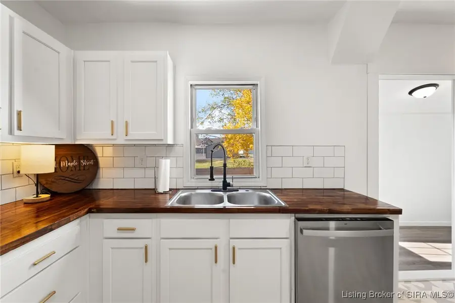 207 N Maple Street, Corydon, IN 47112 - Image #3