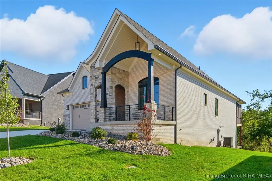 716 Lillian Way, Jeffersonville, IN 47130 - Image #2