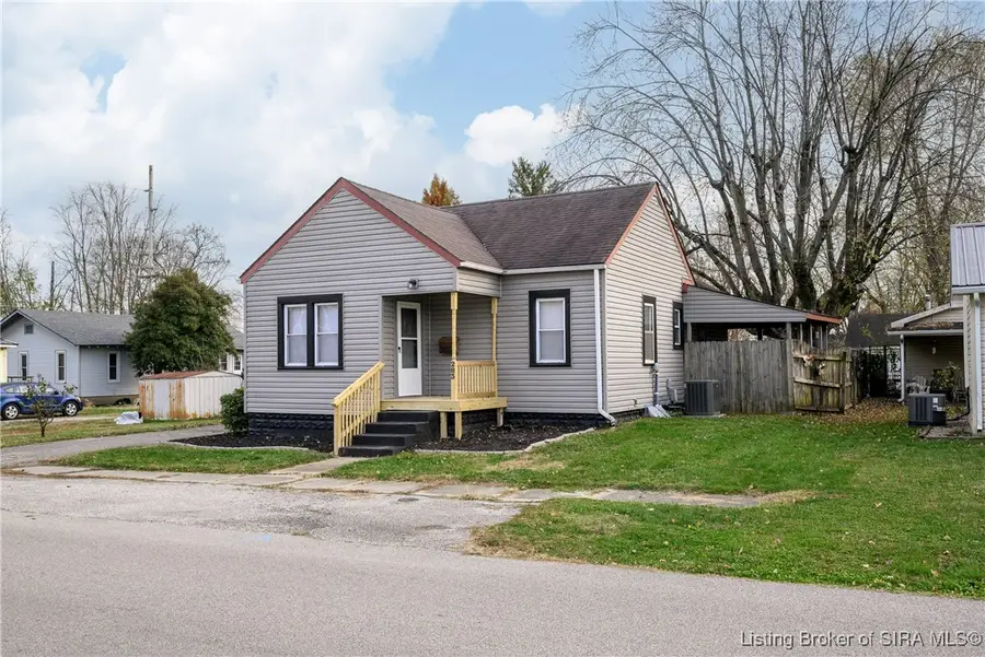 283 W Walnut Street, Scottsburg, IN 47170 - Image #2