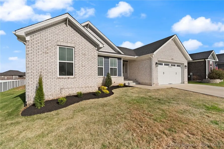 2413 Ridgewood Court, Jeffersonville, IN 47130 - Image #2