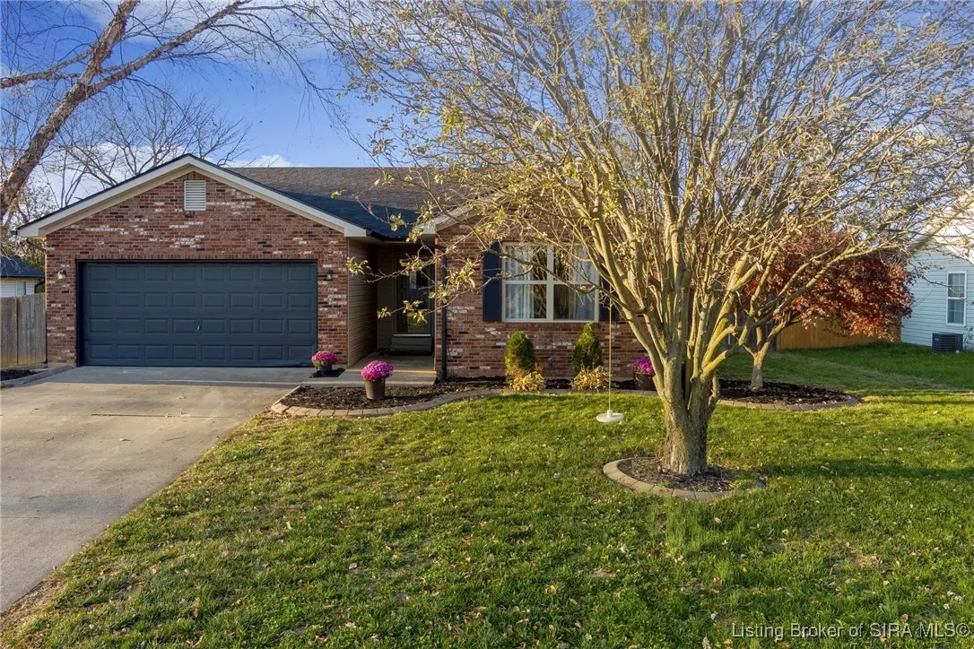 1404 Sandstone Drive, Jeffersonville, IN 47130 - Image #1