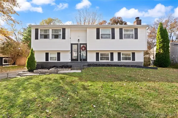 218 Webster Boulevard, Jeffersonville, IN 47130