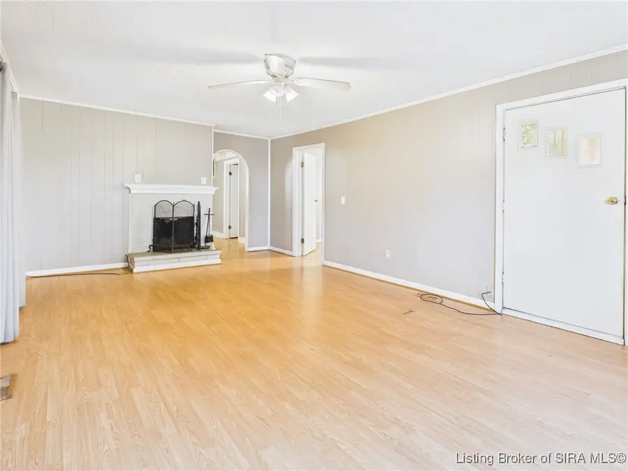 363 Popp Avenue, Sellersburg, IN 47172 - Image #3