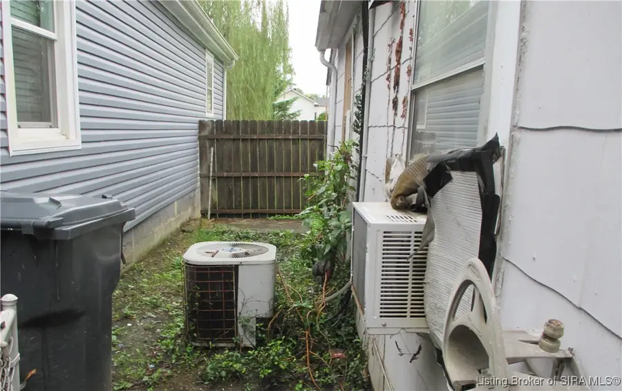 504 Jefferson, Clarksville, IN 47129 - Image #3