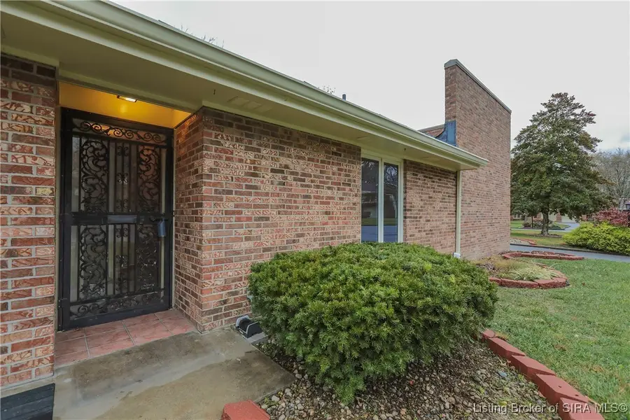 13 Bellewood Court, New Albany, IN 47150 - Image #2