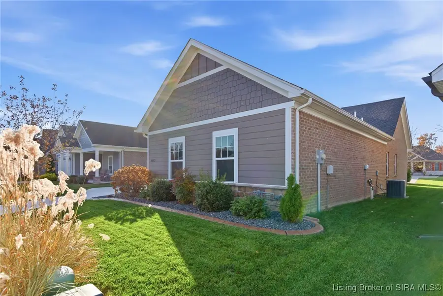 2073 Prestwick Place, Henryville, IN 47126 - Image #3