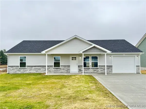 1236 Woodland Avenue, Scottsburg, IN 47170