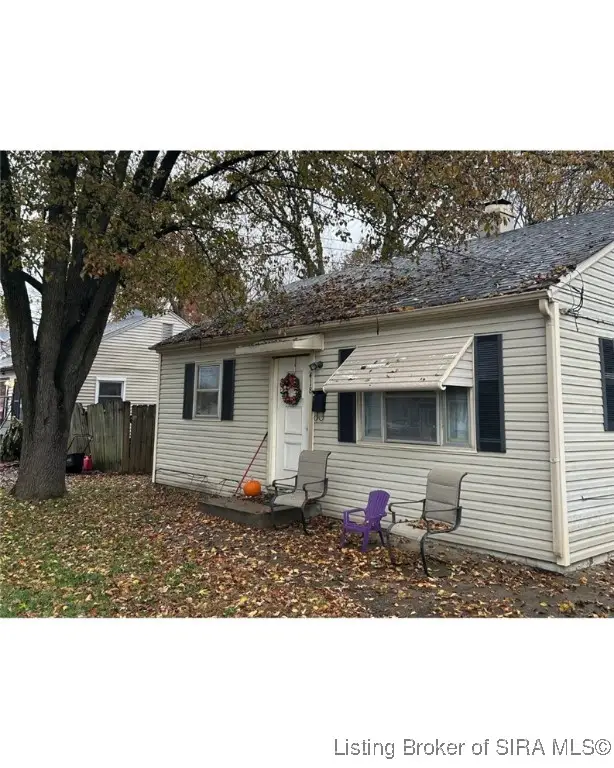 1418 Grubbs Avenue, Jeffersonville, IN 47130 - Image #2