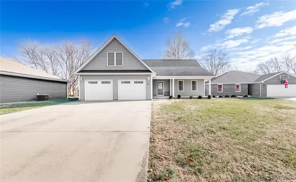 972 James Avenue, Seymour, IN 47274