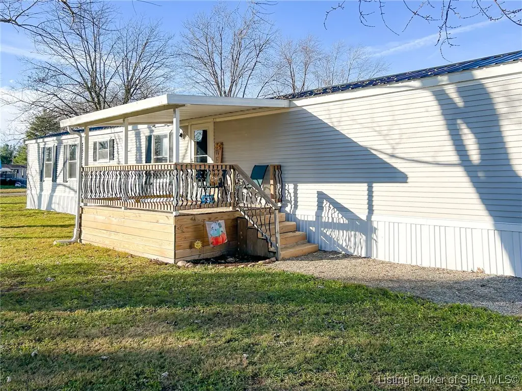 374 Worthington Street, Worthington, IN 47471 - Image #1