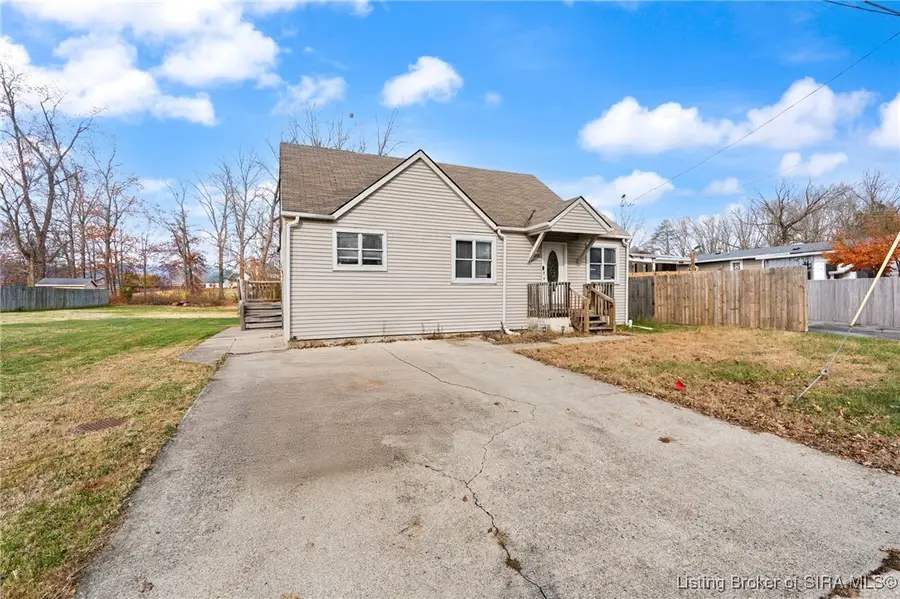 3941 Carver Street, New Albany, IN 47150 - Image #2