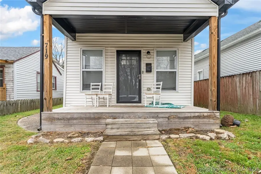 719 E 9th Street, Jeffersonville, IN 47130 - Image #2