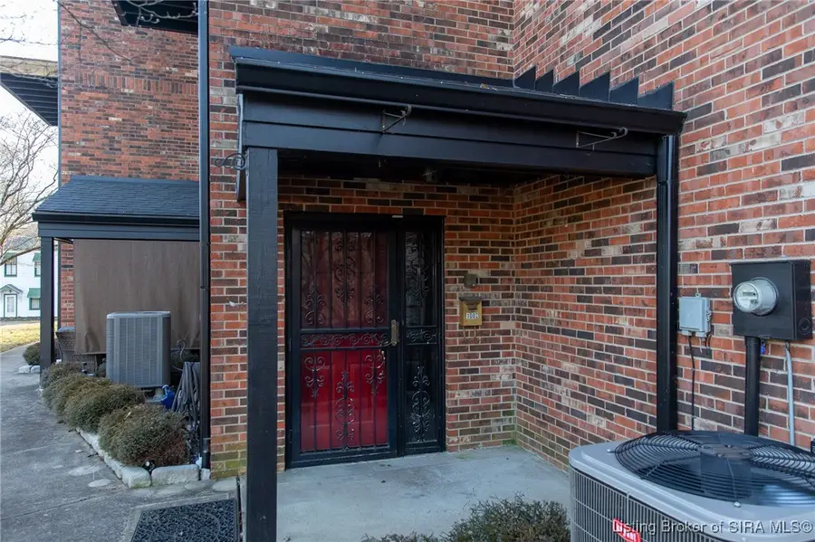 1002 W Main Street, Madison, IN 47250 - Image #3