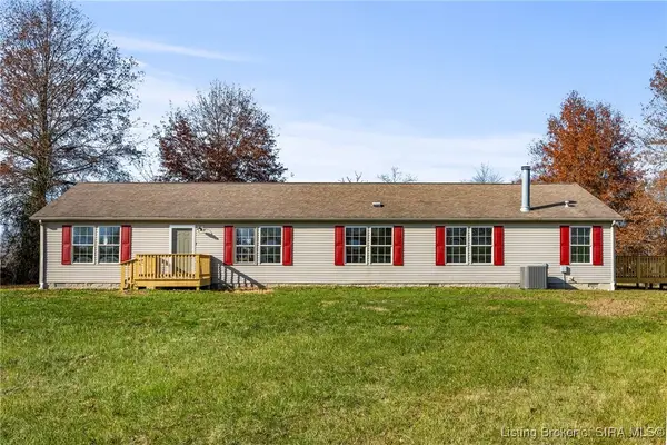 2533 N Keystone Drive, Scottsburg, IN 47170