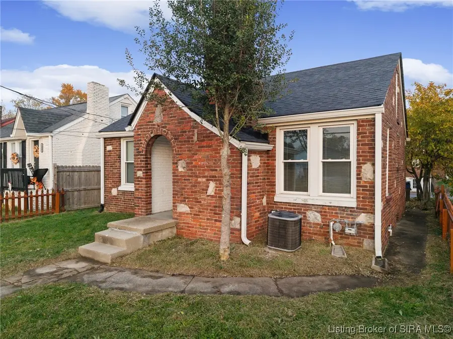 128 Randolph Avenue N, Clarksville, IN 47129 - Image #2