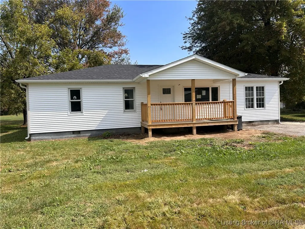 307 S Lawnview Drive, Austin, IN 47102 - Image #1