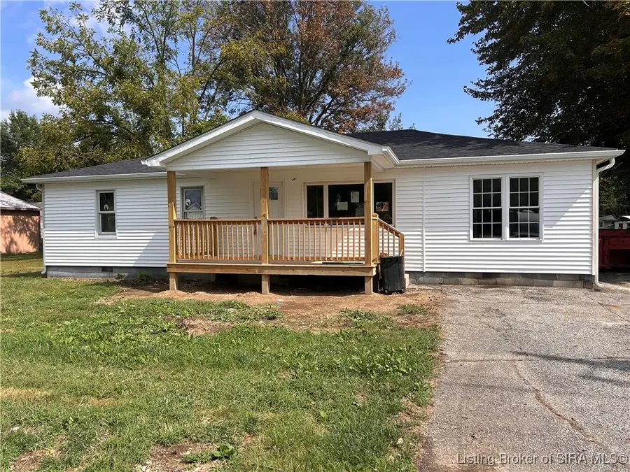 307 S Lawnview Drive, Austin, IN 47102 - Image #2