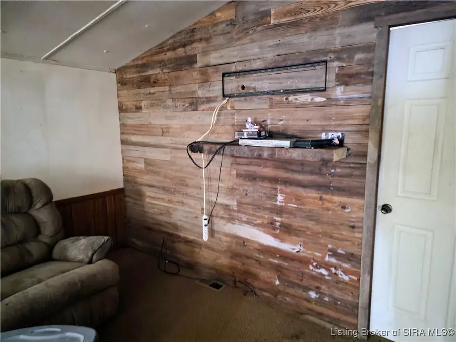 5022 Edwardsville-galena Road, Floyds Knobs, IN 47119 - Image #2