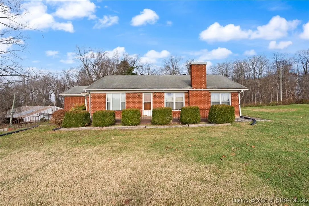 4218 Helen Dr, Jeffersonville, IN 47130 - Image #1