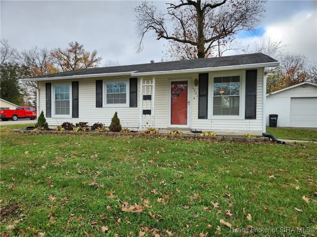 1201 Spruce Drive, Jeffersonville, IN 47130 - Image #1