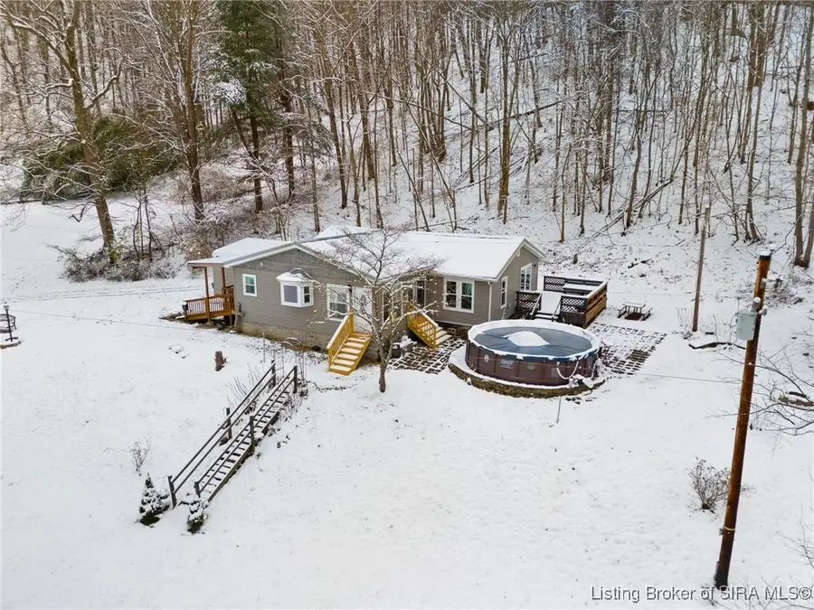 5453 E Mccarthy Knob Road, New Albany, IN 47150 - Image #2