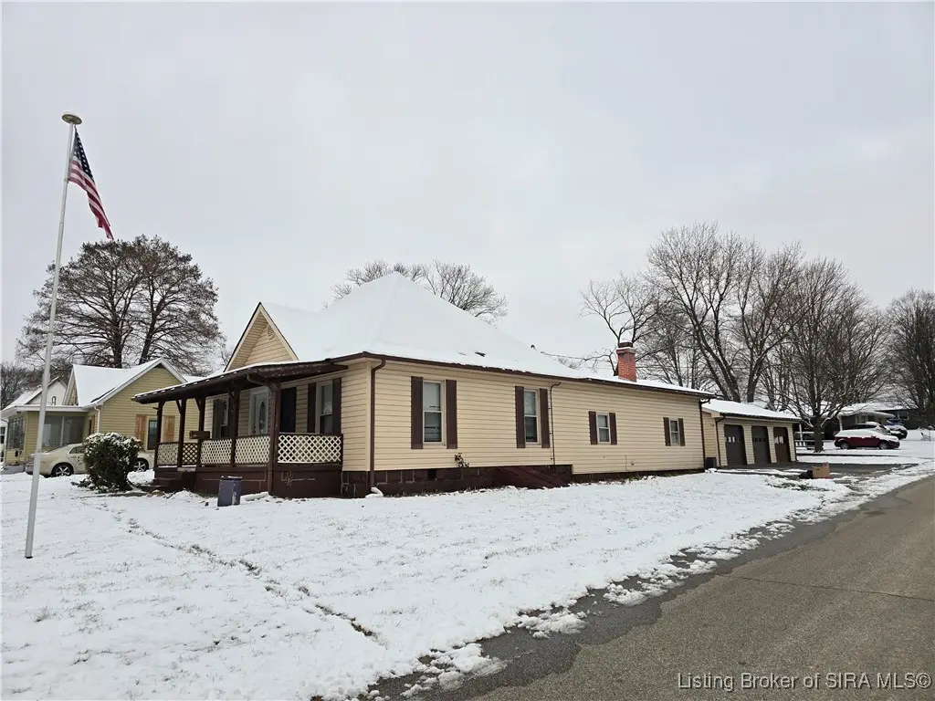 901 N College Avenue, Salem, IN 47167 - Image #1