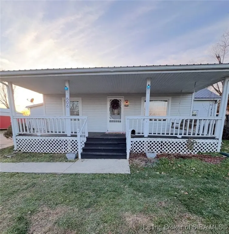 606 Berkey Street, Salem, IN 47167 - Image #1