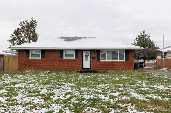 125 Bruce Street, Salem, IN 47167